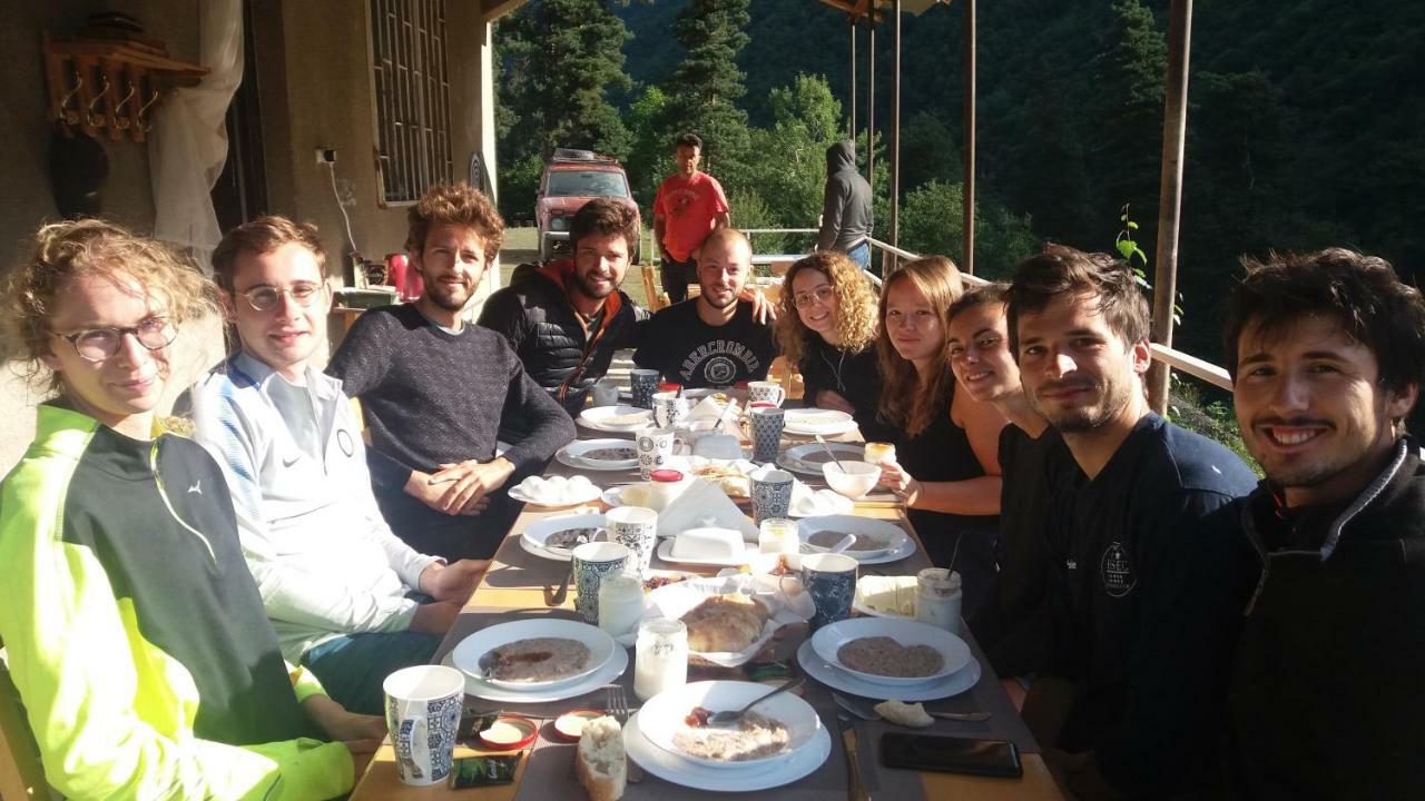 Guesthouse Gama In Khevsureti Roshka Eksteriør bilde